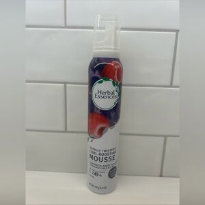 Totally Twisted Curl Boosting Mousse